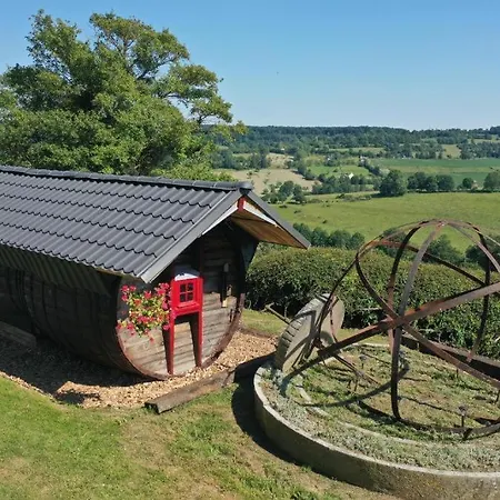 Hébergements Insolites dans tonneaux - Gite Le Coup de Foudre Vimoutiers Esterno foto
